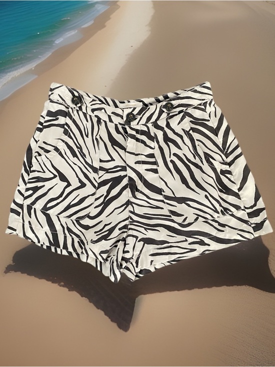 Cynthia Rowley Pants - Cynthia Rowley Ivory & Brown 100% Lyocell Zebra Print Shorts Women’s Size 4